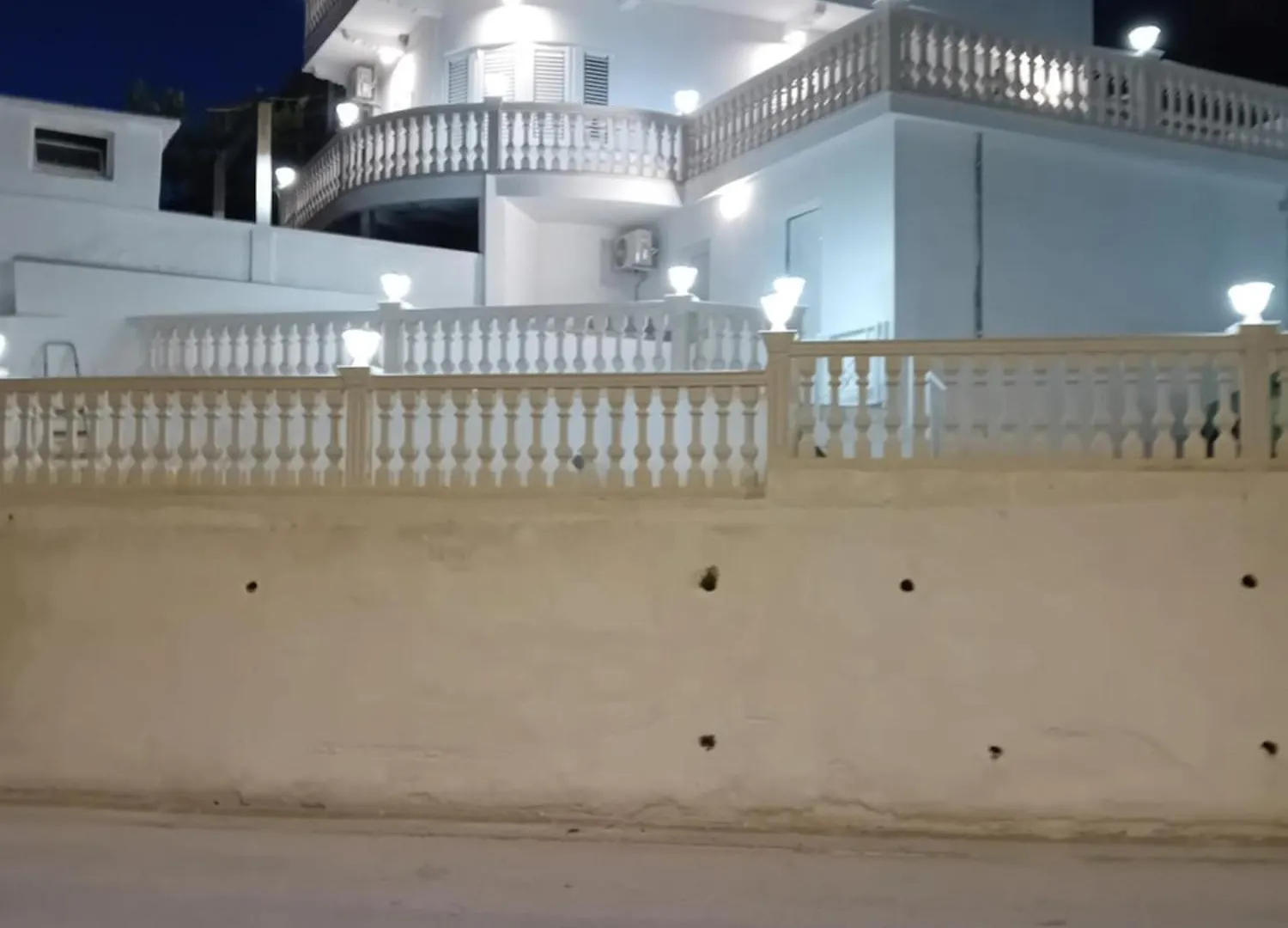 Zhupa Guesthouse Dhermi Albania