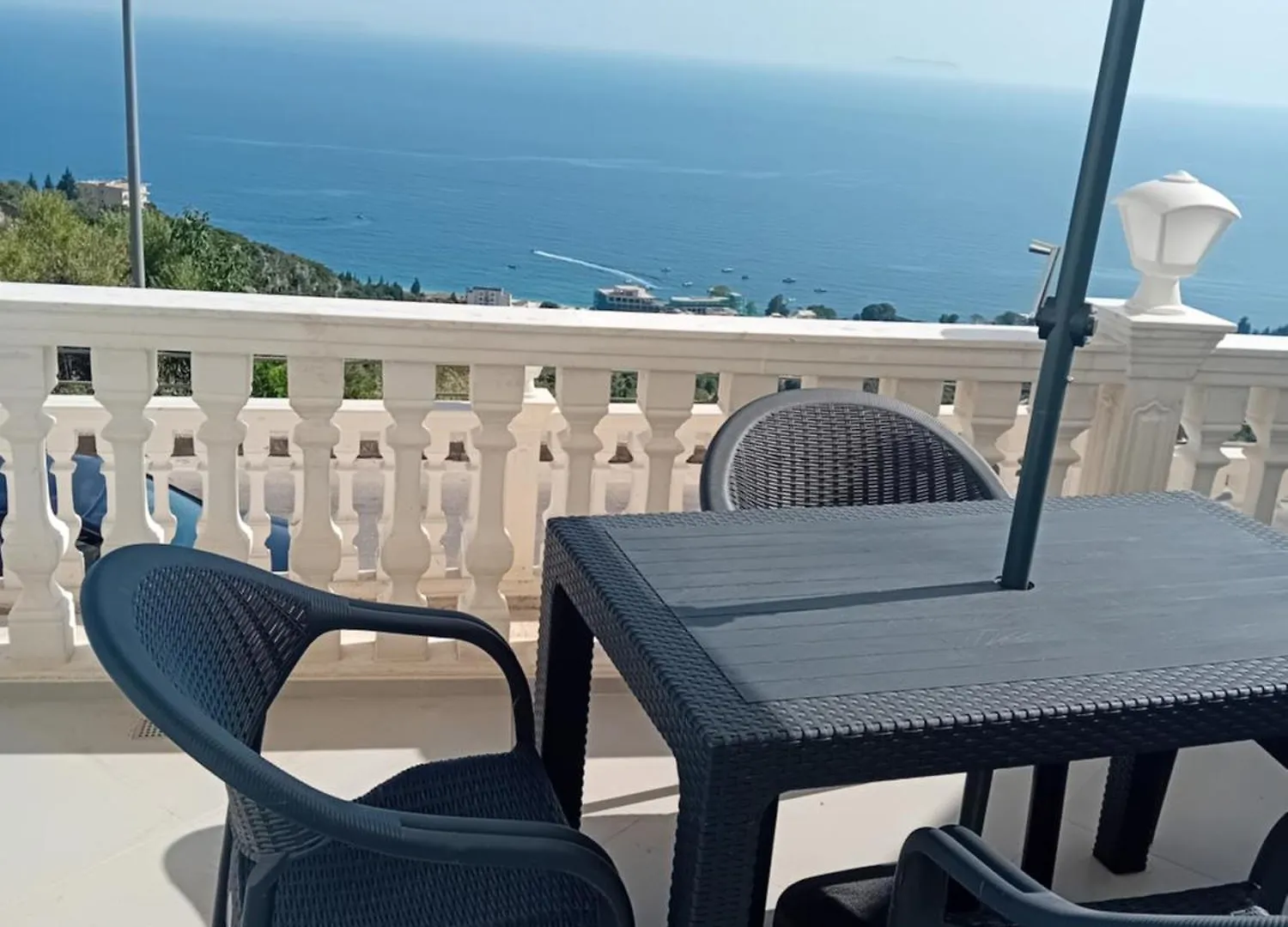 Zhupa Guesthouse Dhermi 0*,  Albania